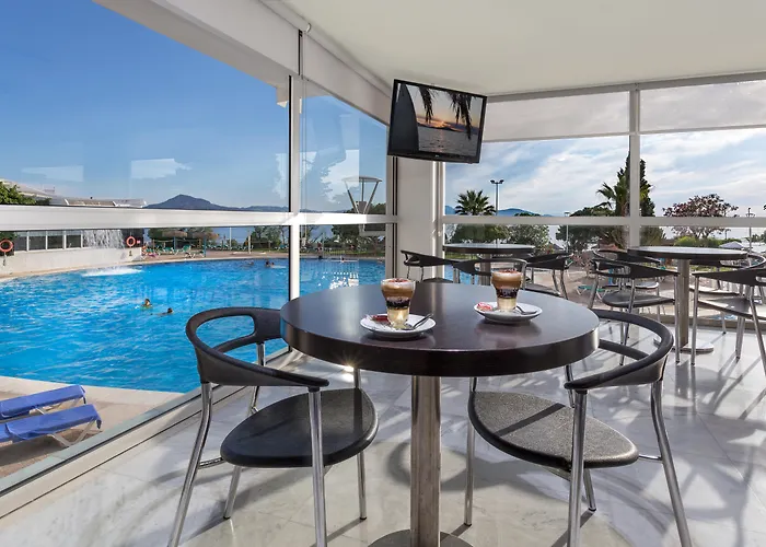 Izan Cavanna 酒店 拉曼加戴尔马尔梅纳