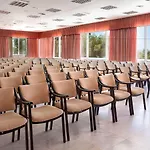 Hotel Izan Cavanna