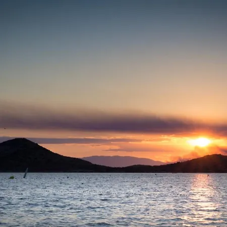 Izan Cavanna 4* 拉曼加戴尔马尔梅纳