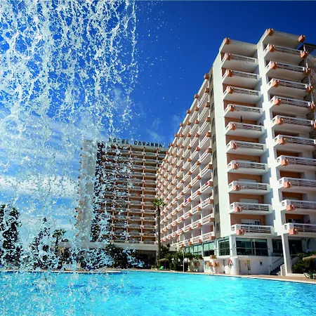 Izan Cavanna Hotel 4*