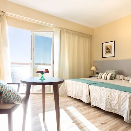 Izan Cavanna 拉曼加戴尔马尔梅纳