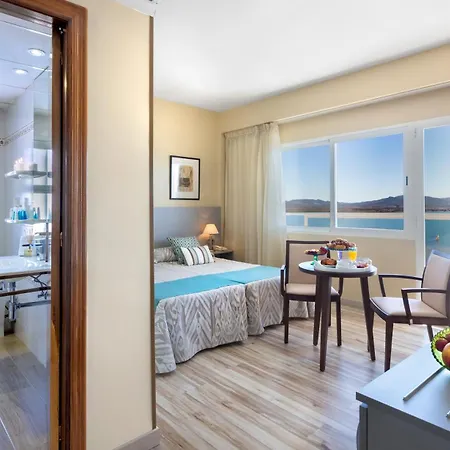 Izan Cavanna 拉曼加戴尔马尔梅纳