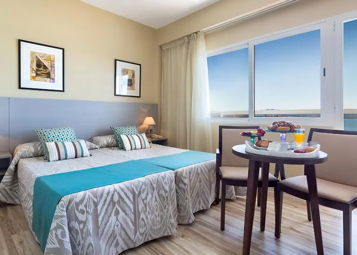 Hotel Izán Cavanna La Manga del Mar Menor