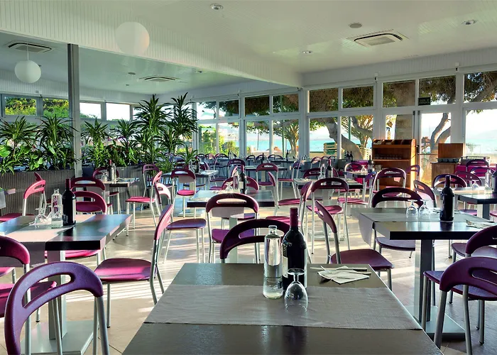 Hotel Izán Cavanna 4*