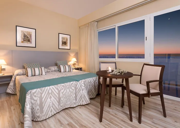 Izán Cavanna 4* La Manga del Mar Menor