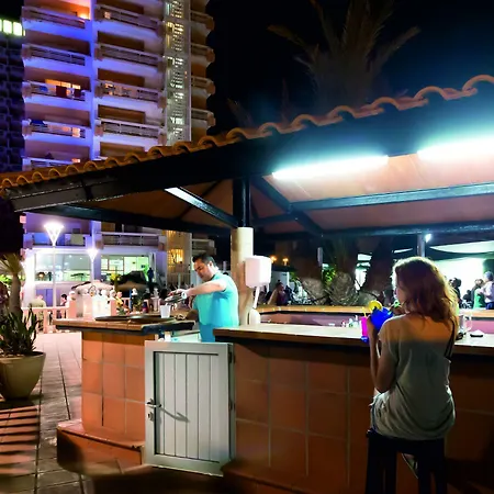 Izan Cavanna Hotel 4*