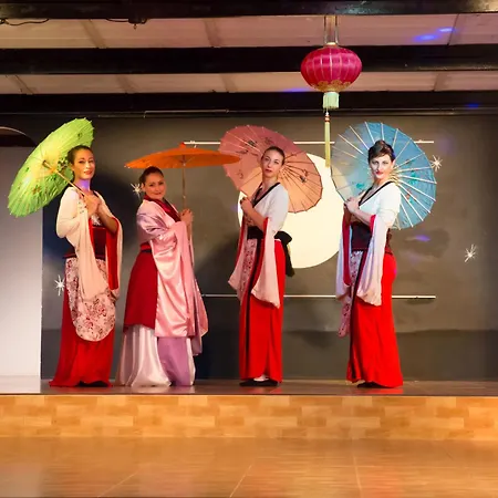 Hotel Izan Cavanna 4*